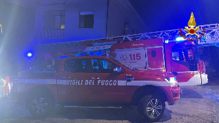 Donna e il suo gattino salvati dalle fiamme a Sant’Elpidio a Mare